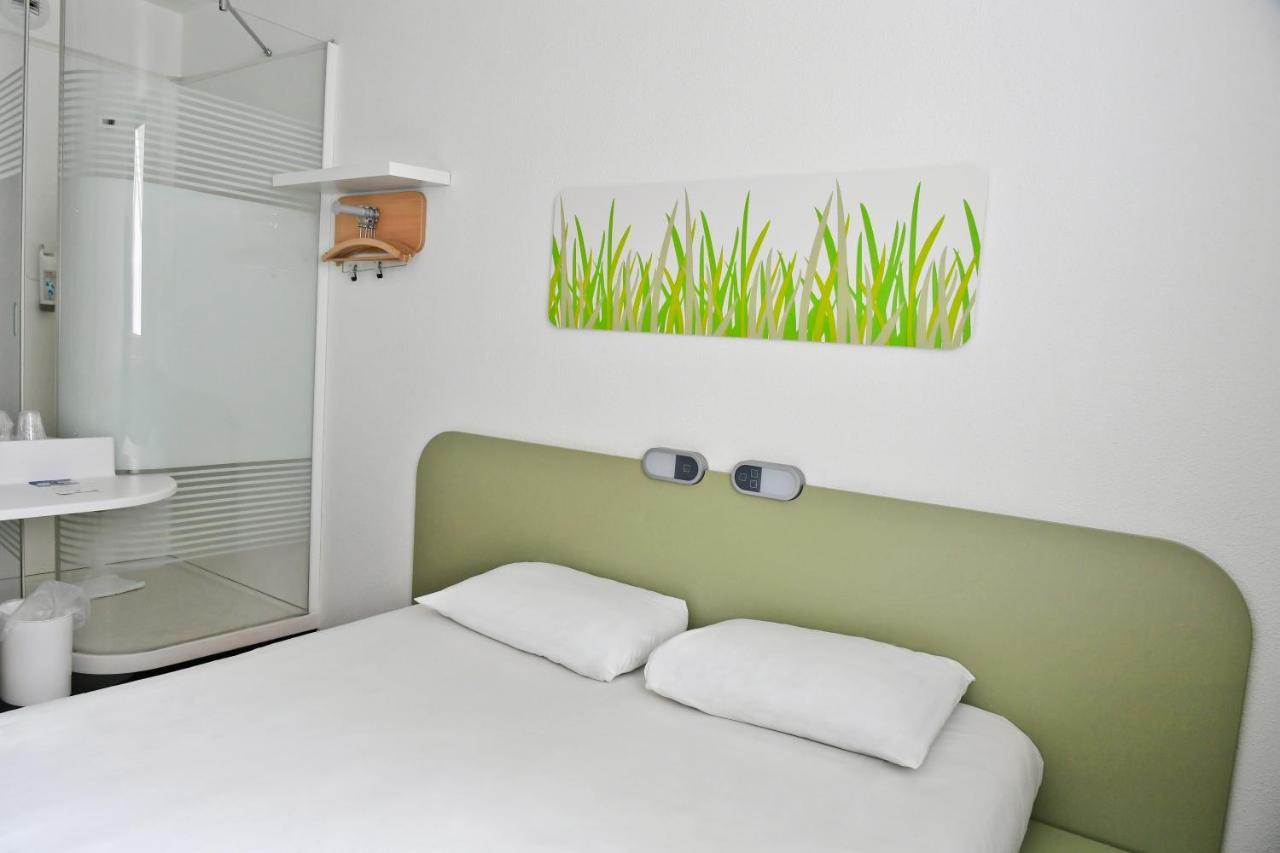 Ibis Budget Saint-Quentin Centre Gare Exteriör bild